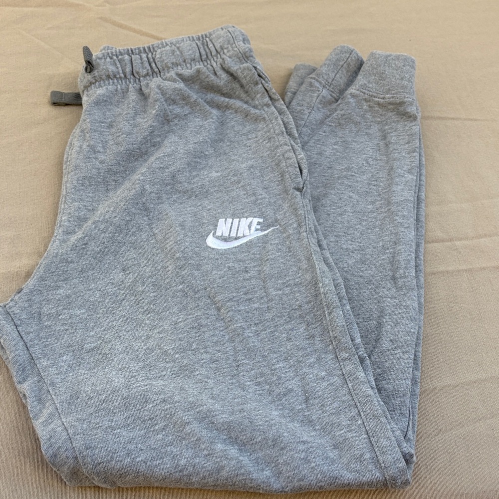 Nike Youth Heather Gray Logo Jogger Sweatpants